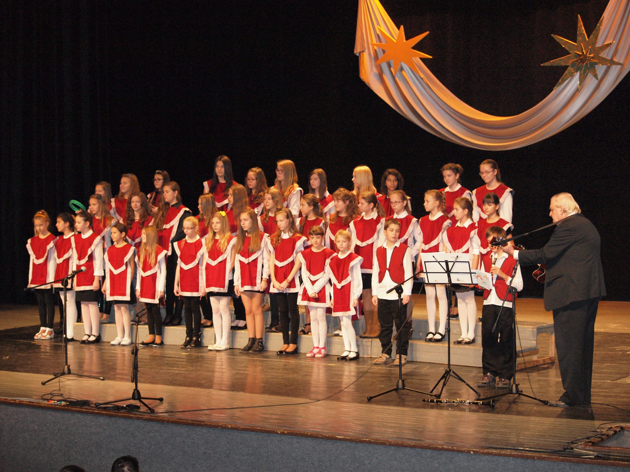 komarom_nagyok_korusa