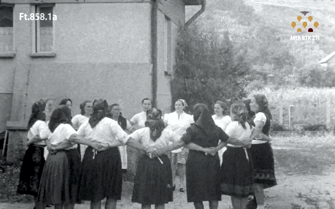 almagy-karejozo-ft-858-1ah