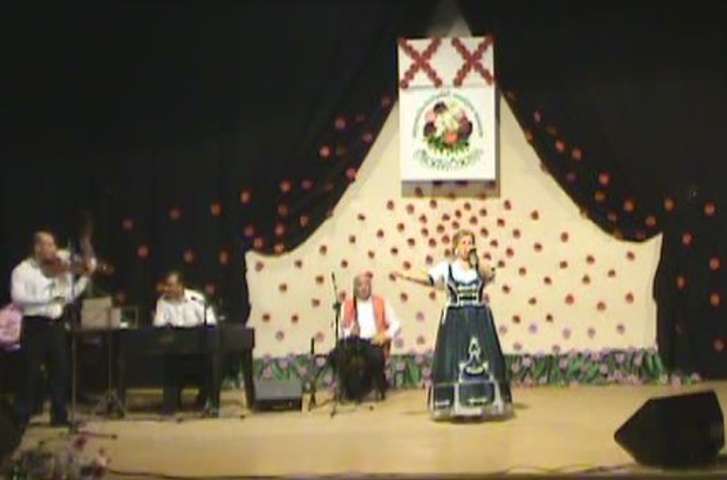 oszirozsa-slezak-veronika-2019